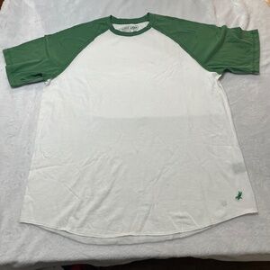 Urban Pipeline Green and White Baseball Tee Size Large New
